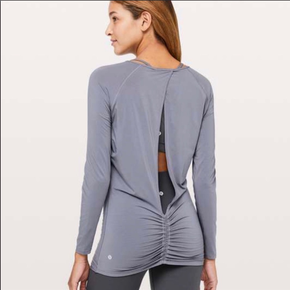 NEW WITH TAGS Lululemon Long Sleeve Workout Top